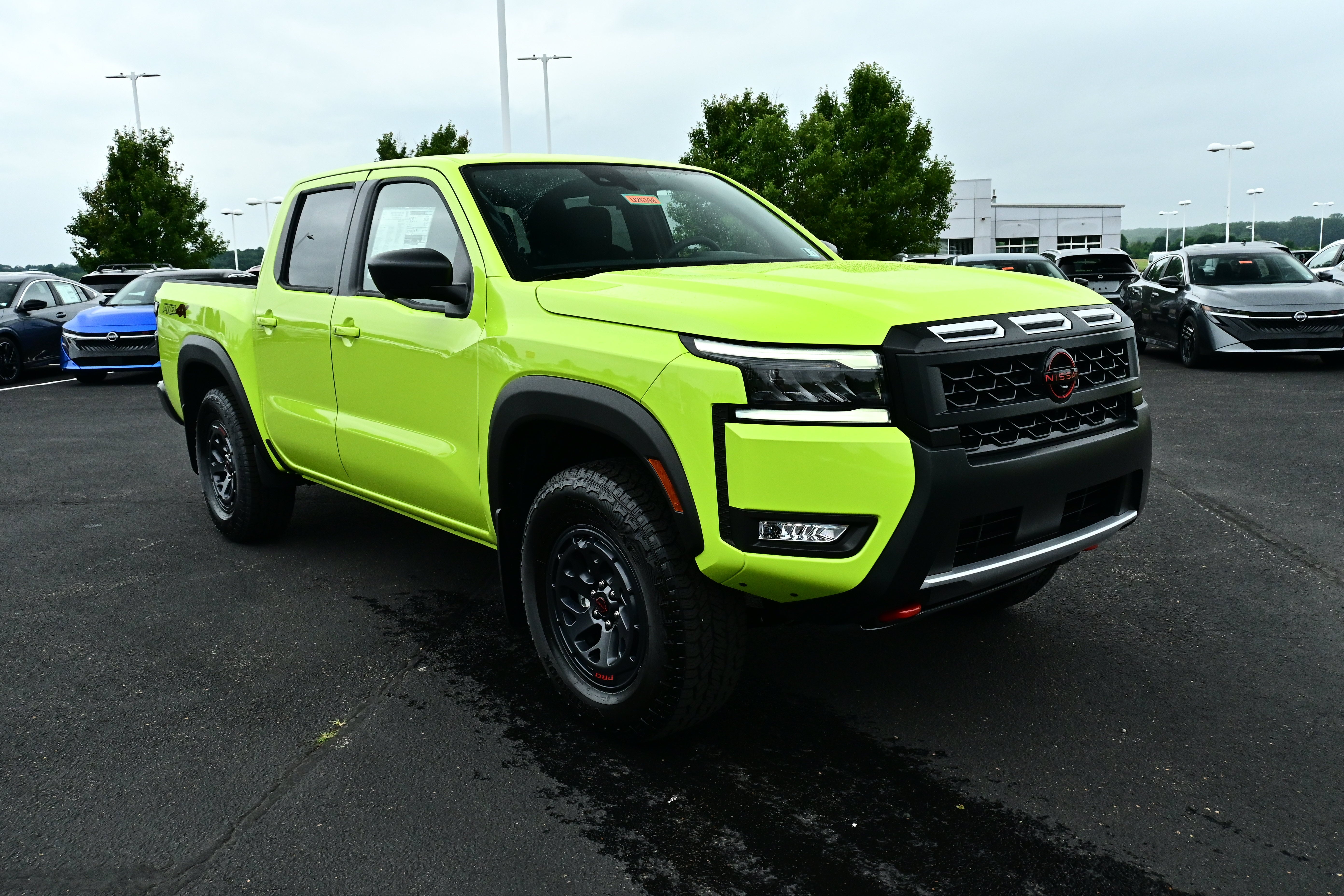2026 Nissan Frontier — side profile view
