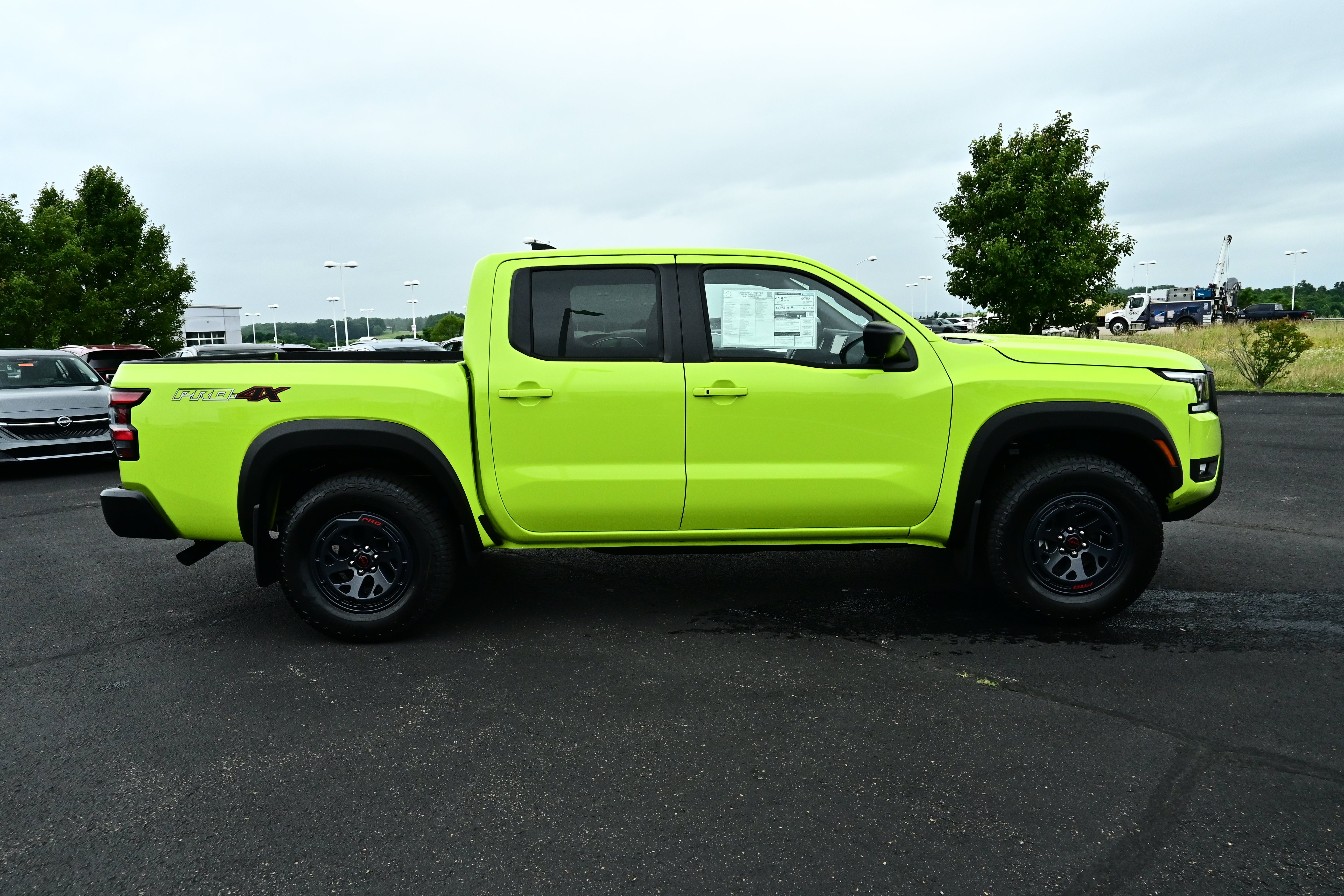 2026 Nissan Frontier — detail view