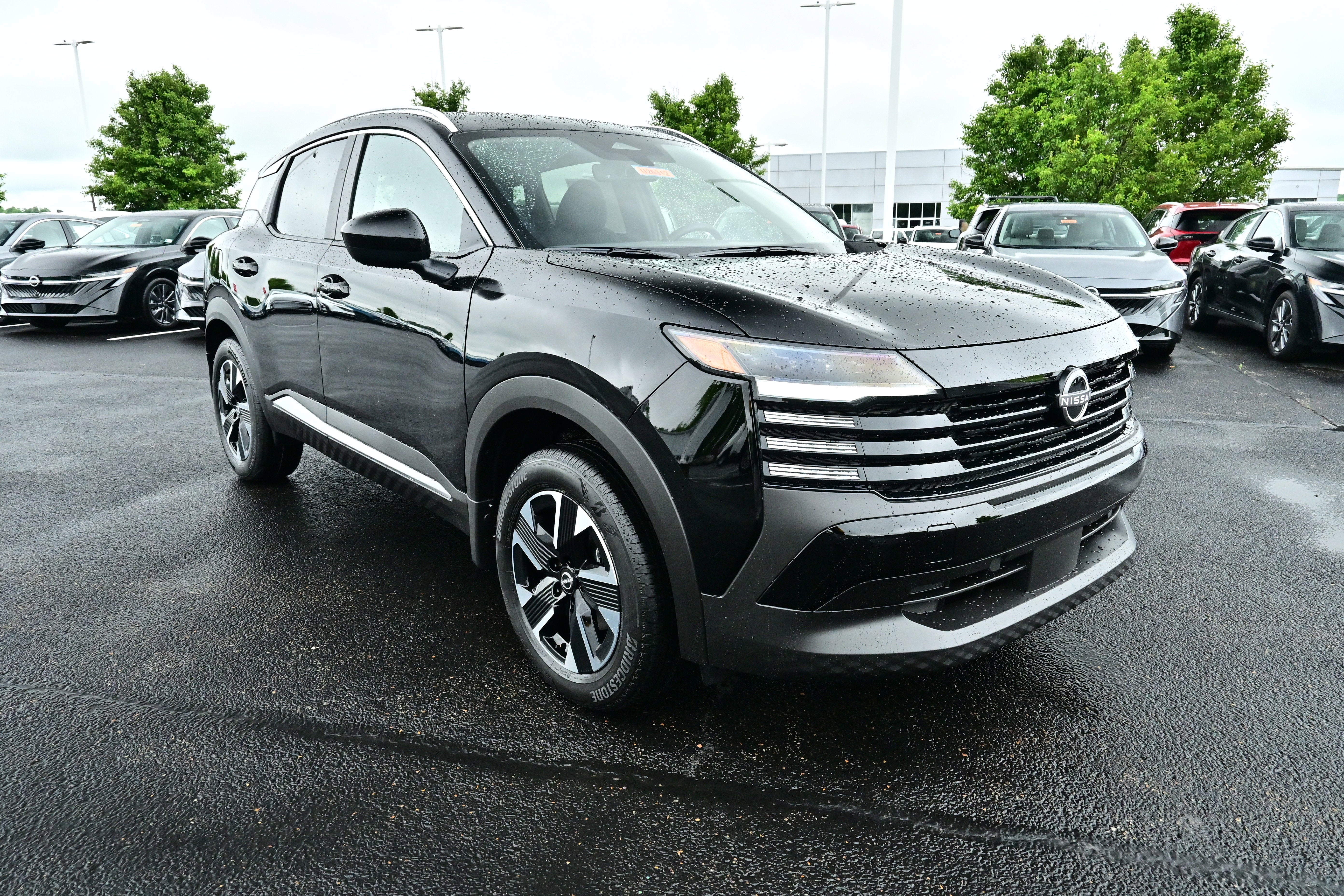 2026 Nissan Kicks — side profile view