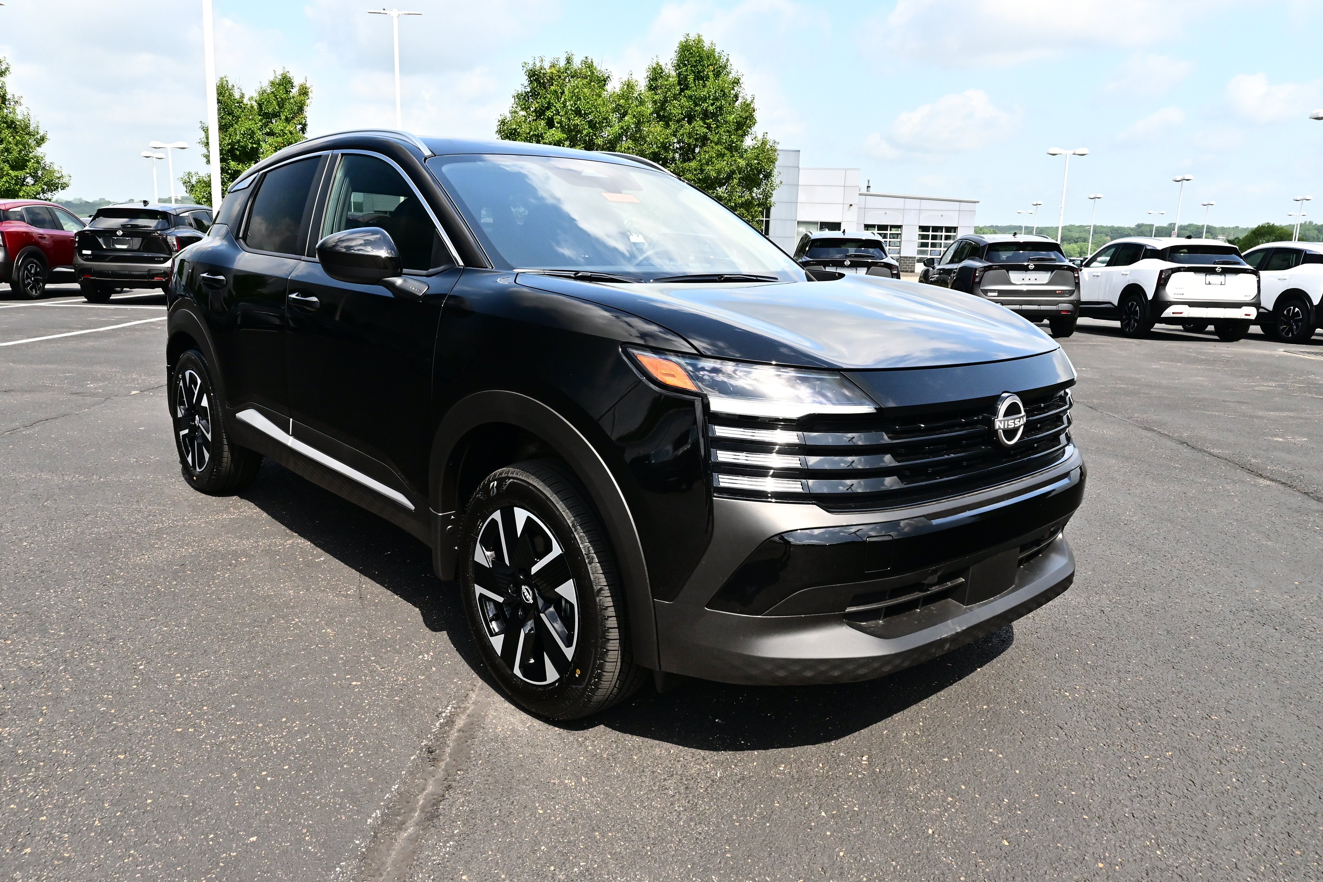 2026 Nissan Kicks — side profile view