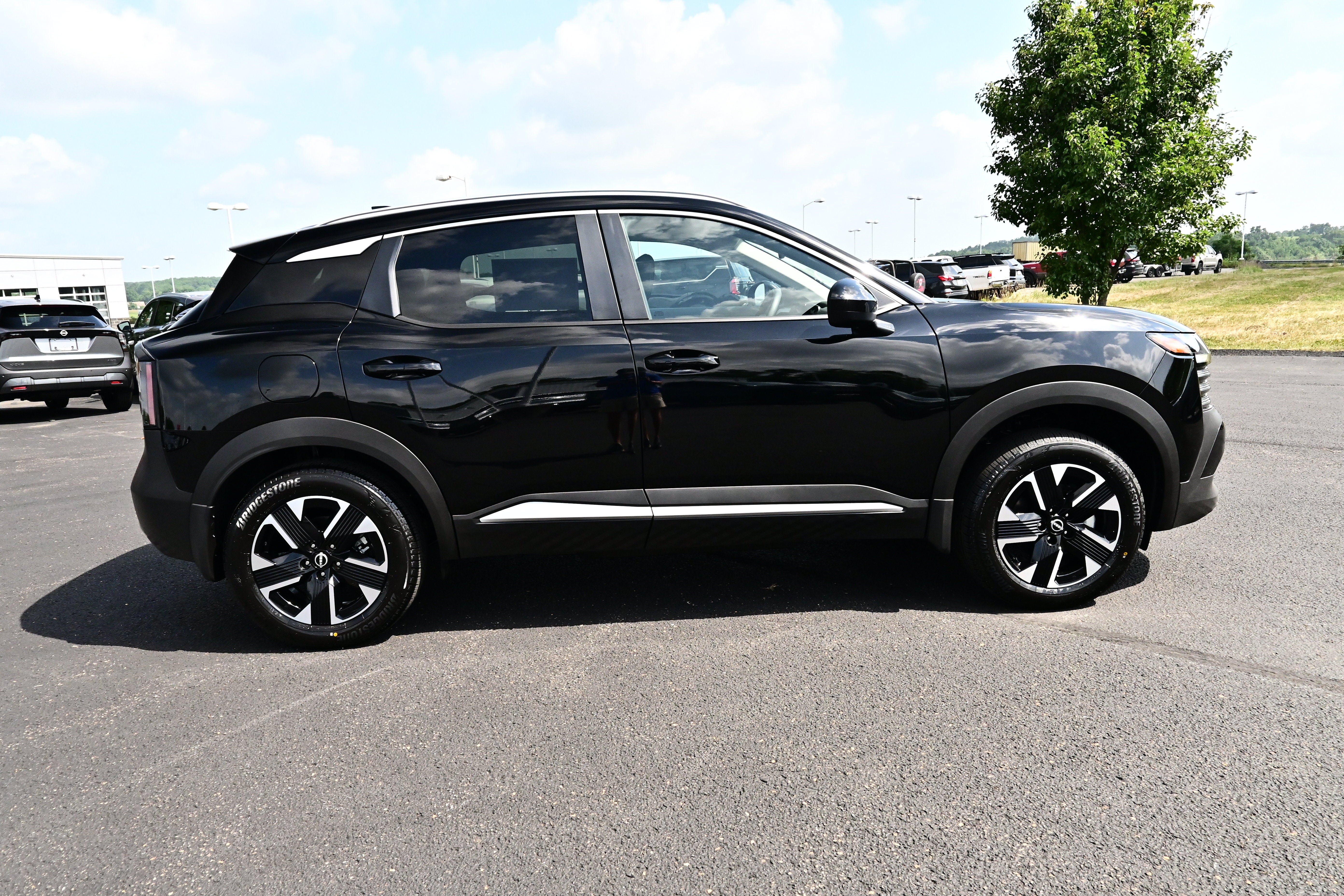 2026 Nissan Kicks — detail view