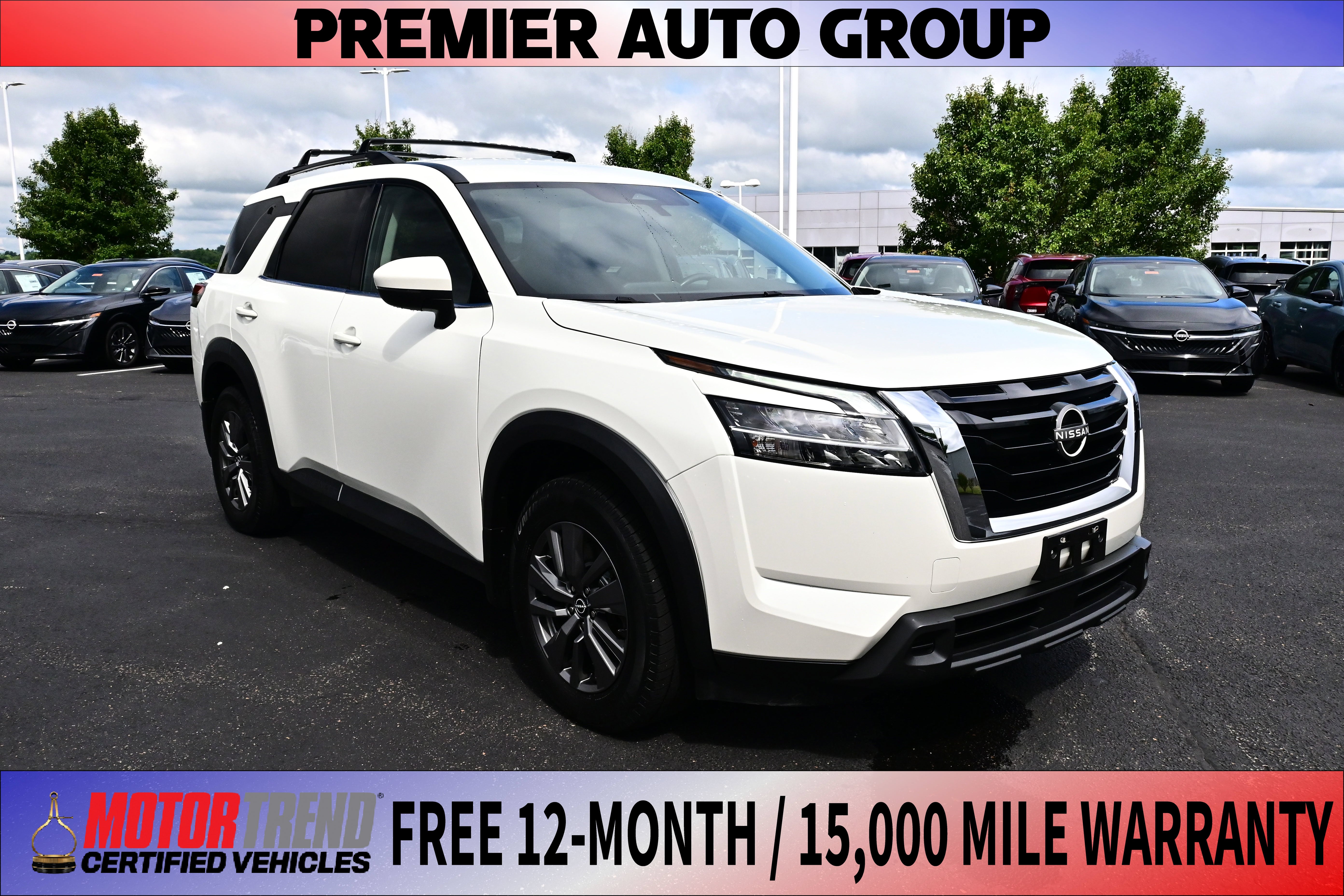 2022 Nissan Pathfinder SV in Pearl White Tricoat — front three-quarter view